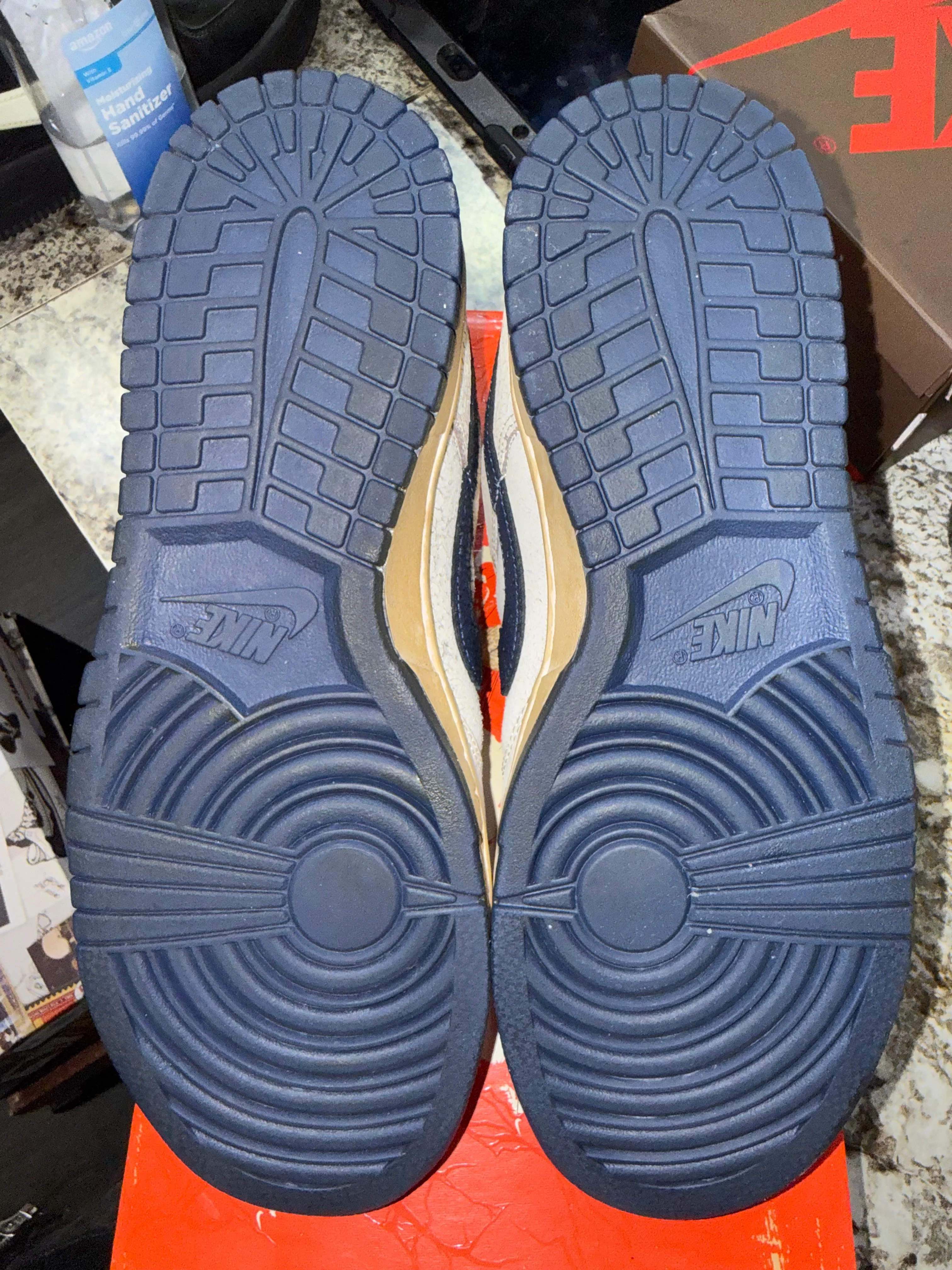 Nike Dunk Low Stranger Things Phantom - Image 4