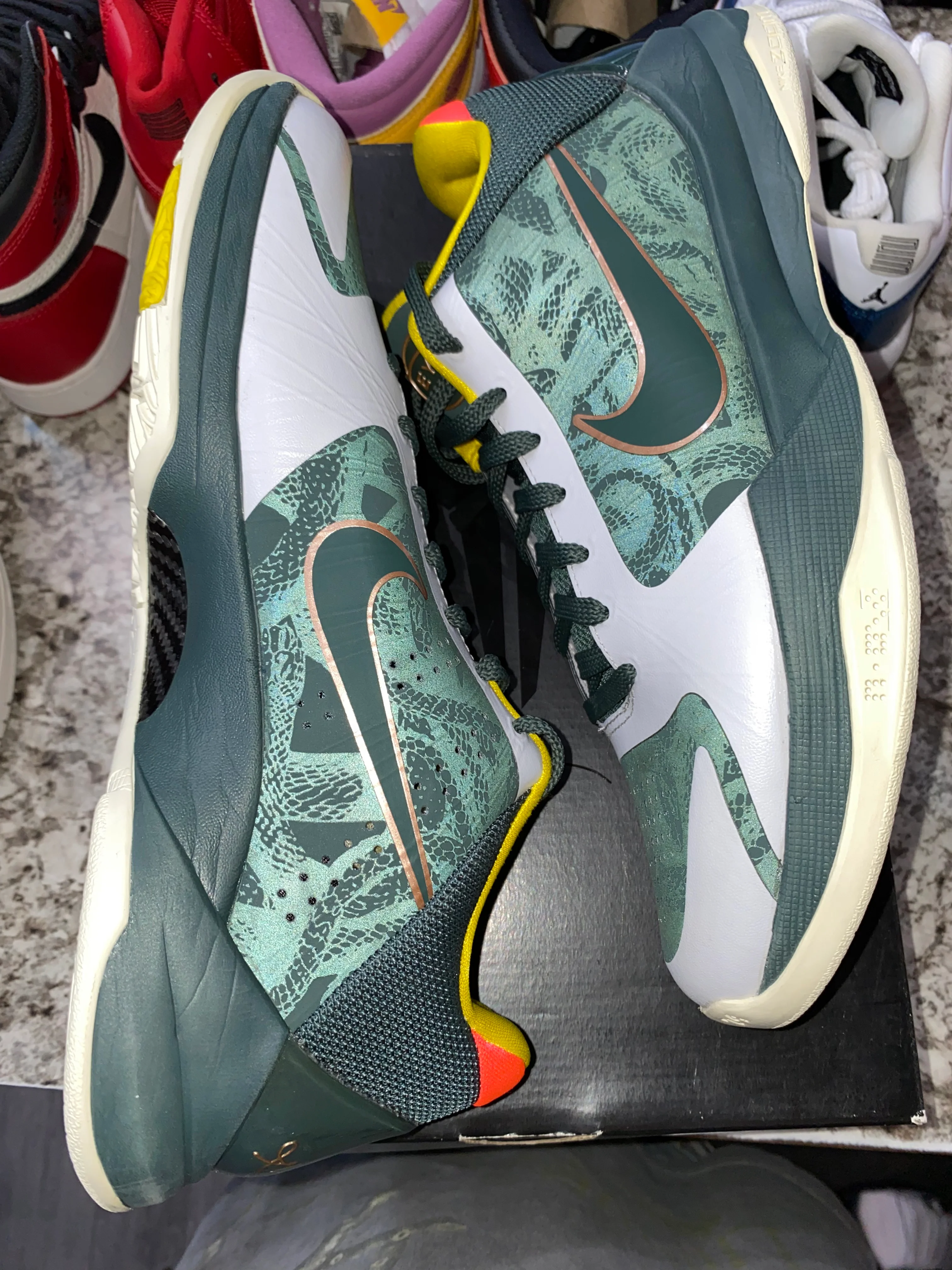 Nike Kobe 5 Protro EYBL Girls (2020) (DAMAGED BOX) - Image 4