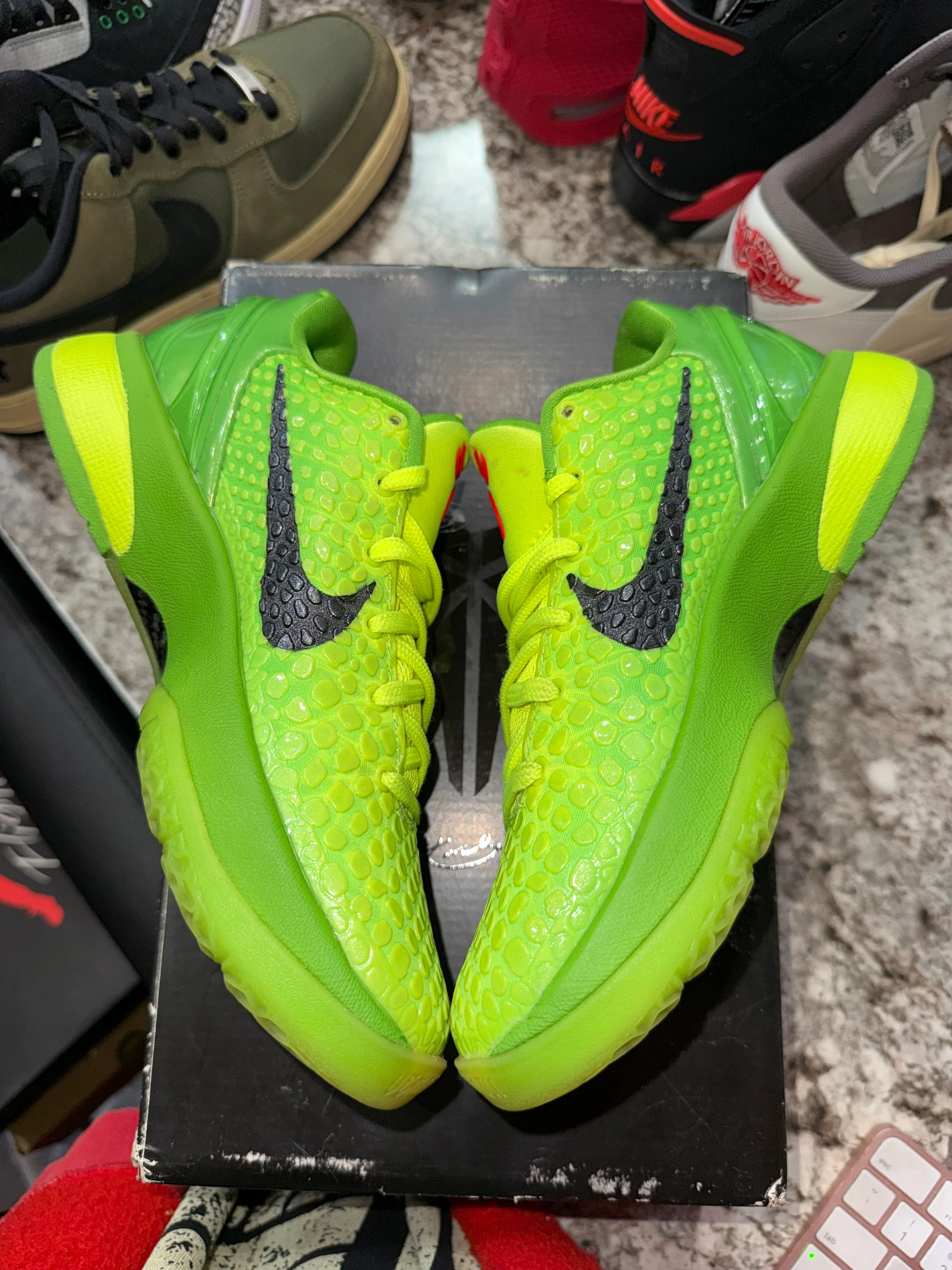 Nike Kobe 6 Protro Grinch (2020) - Image 3