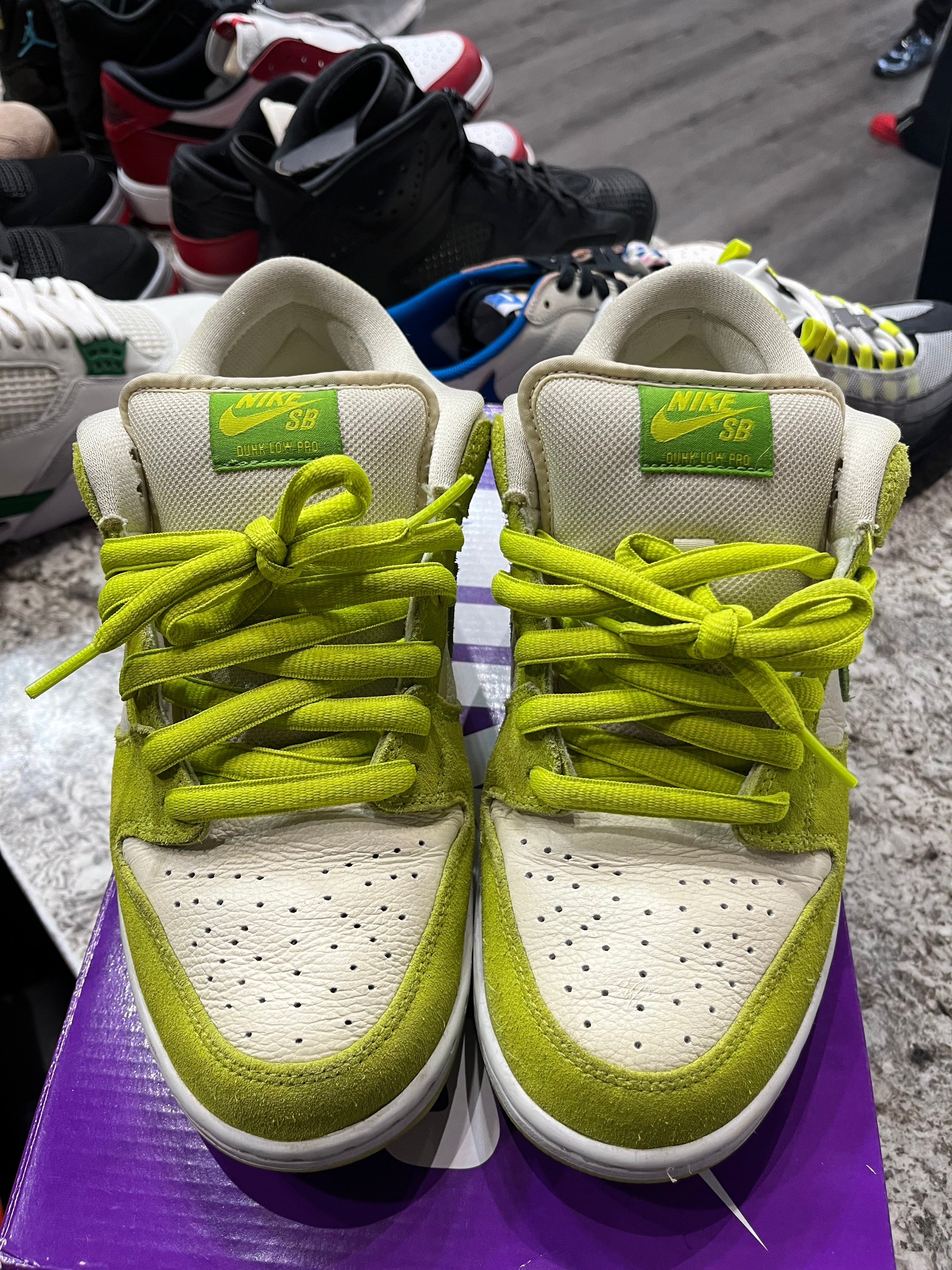 Nike SB Dunk Low Green Apple - Image 2