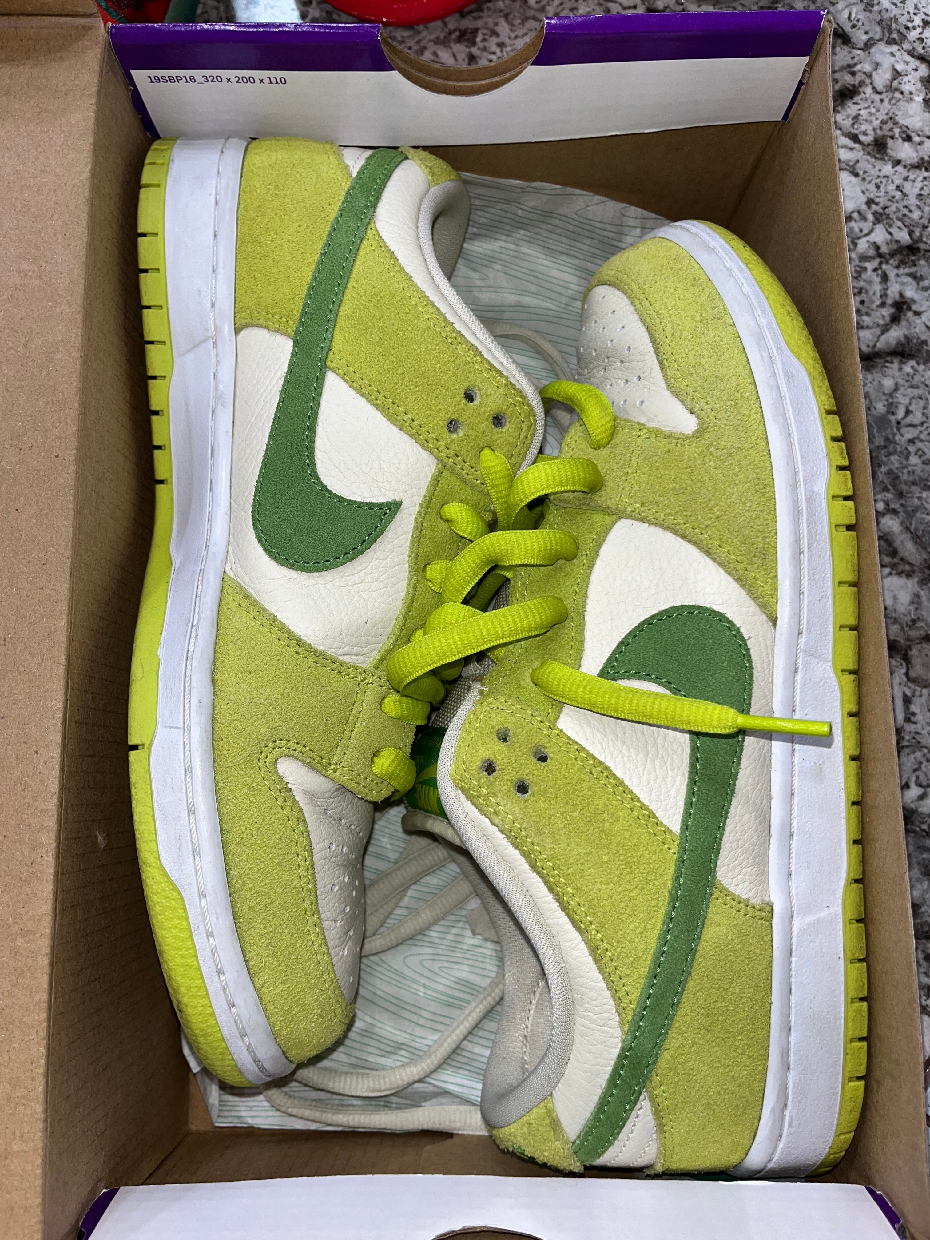 Nike SB Dunk Low Green Apple - Image 6