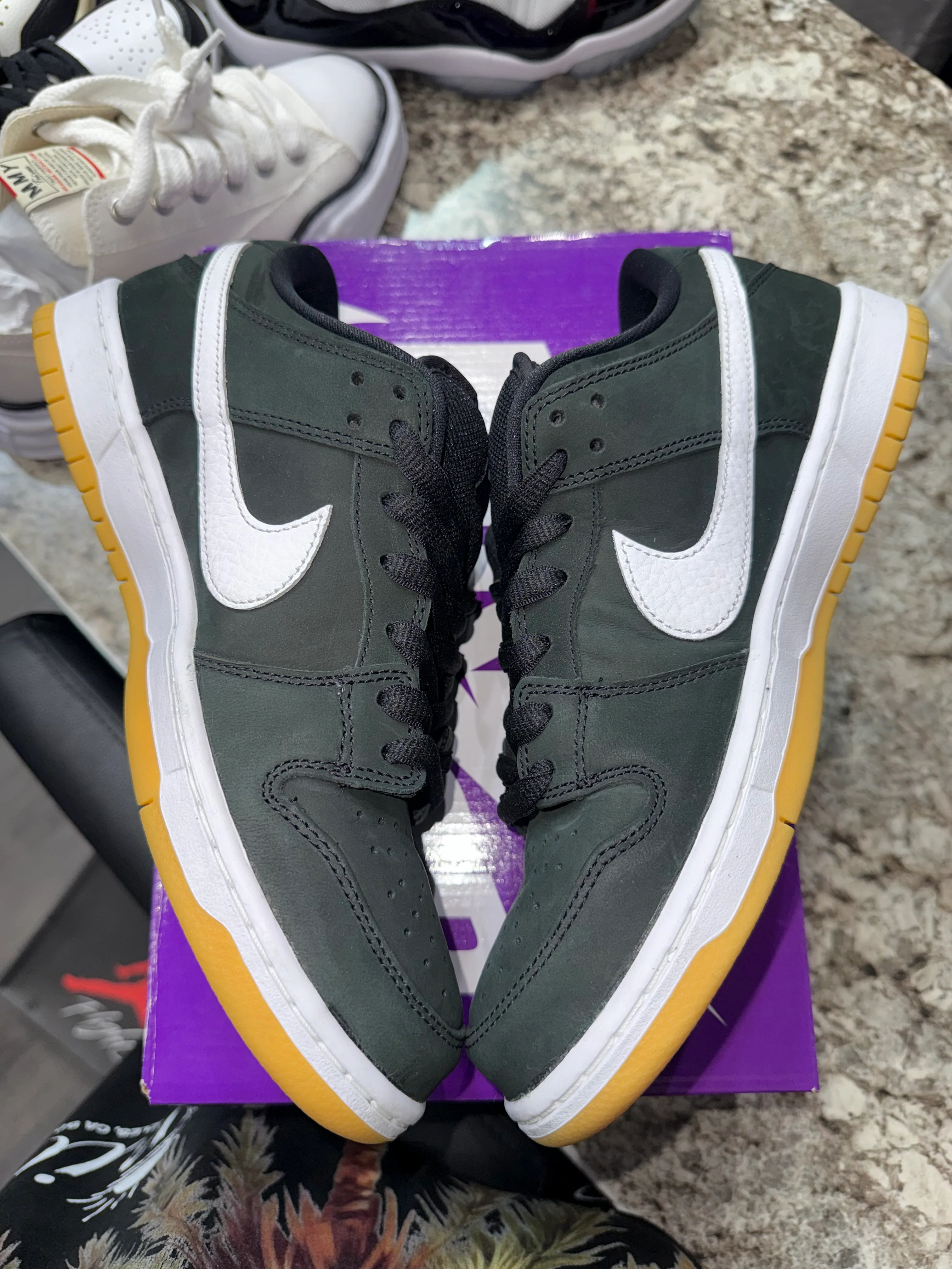 Nike SB Dunk Low Pro Black Gum - Image 2