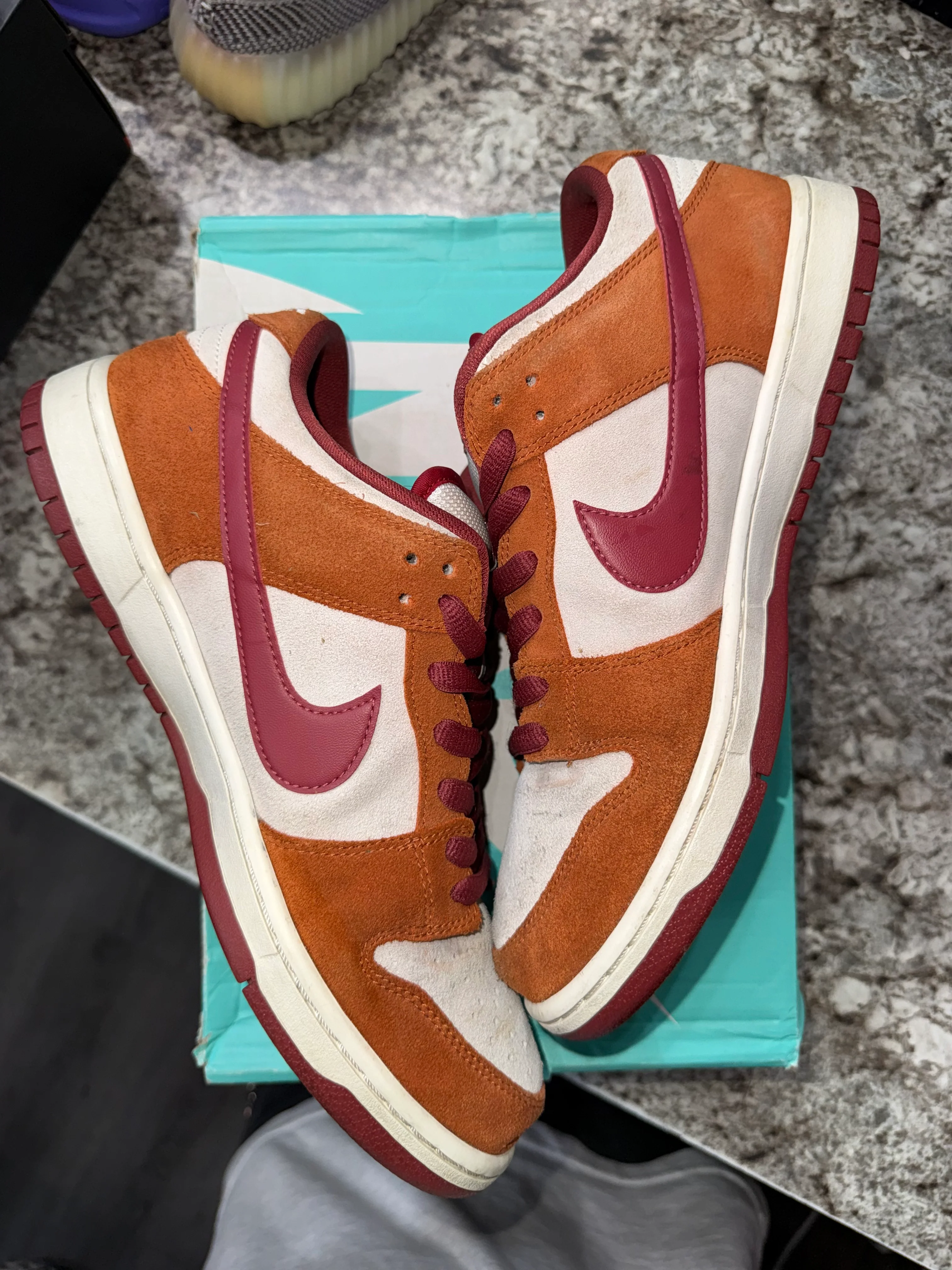 Nike SB Dunk Low Pro Dark Russet Cedar - Image 4
