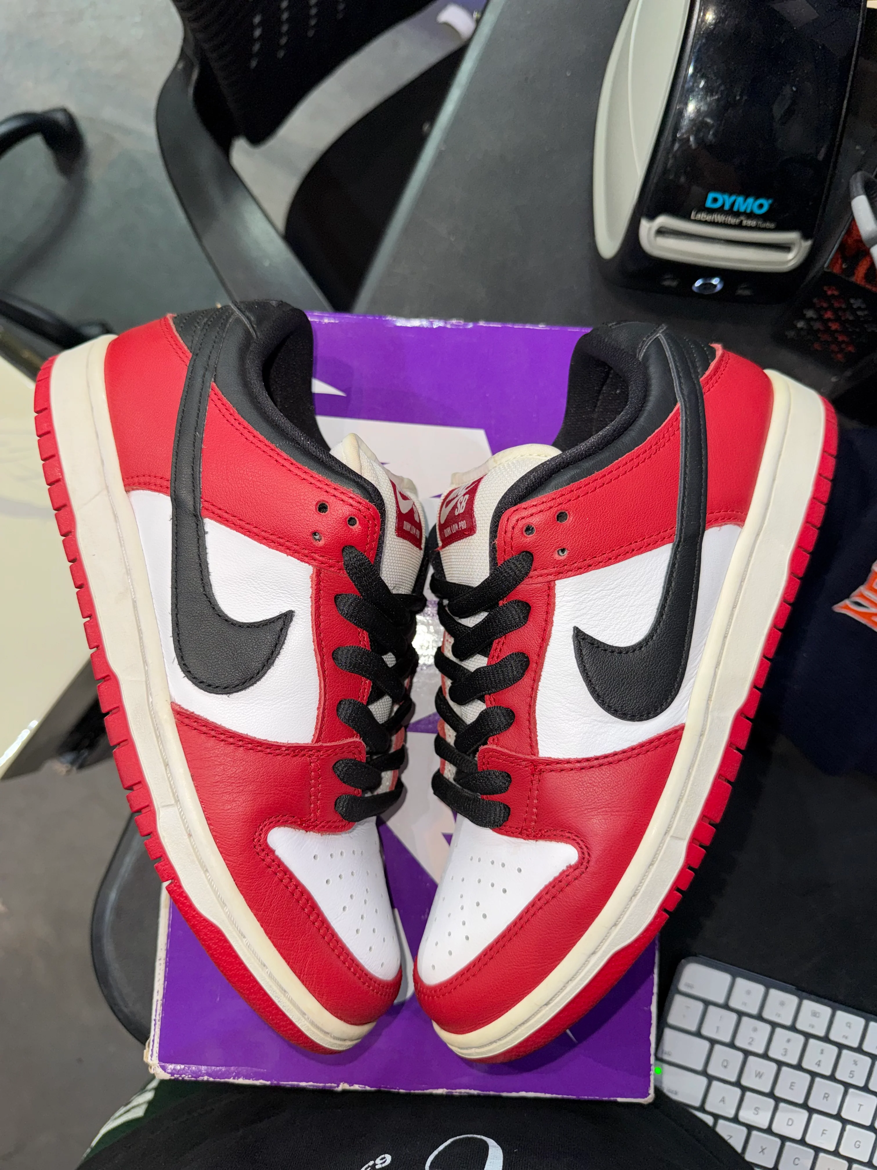 Nike SB Dunk Low Pro J-Pack Chicago - Image 3