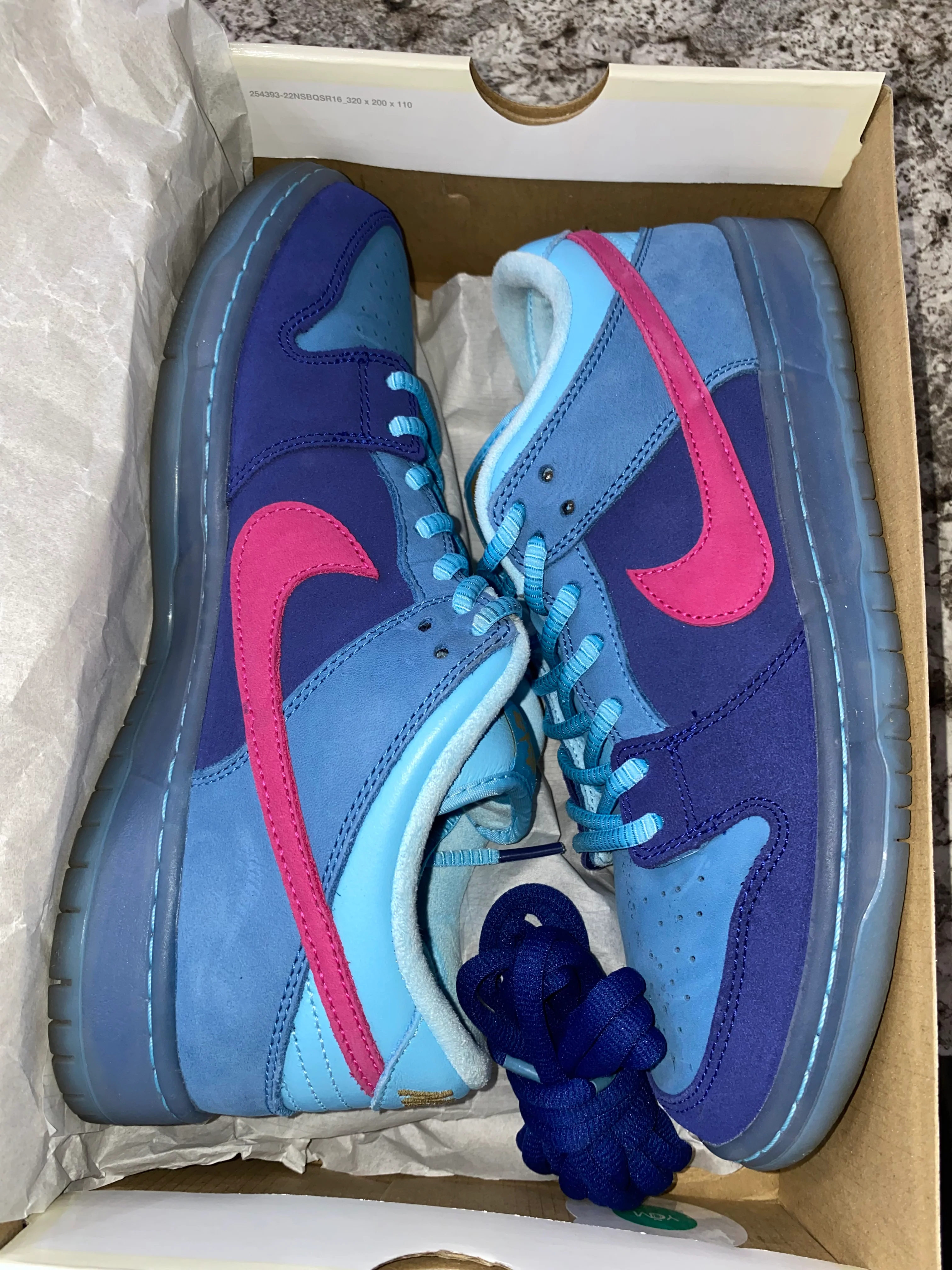 Nike SB Dunk Low Run The Jewels - Image 6