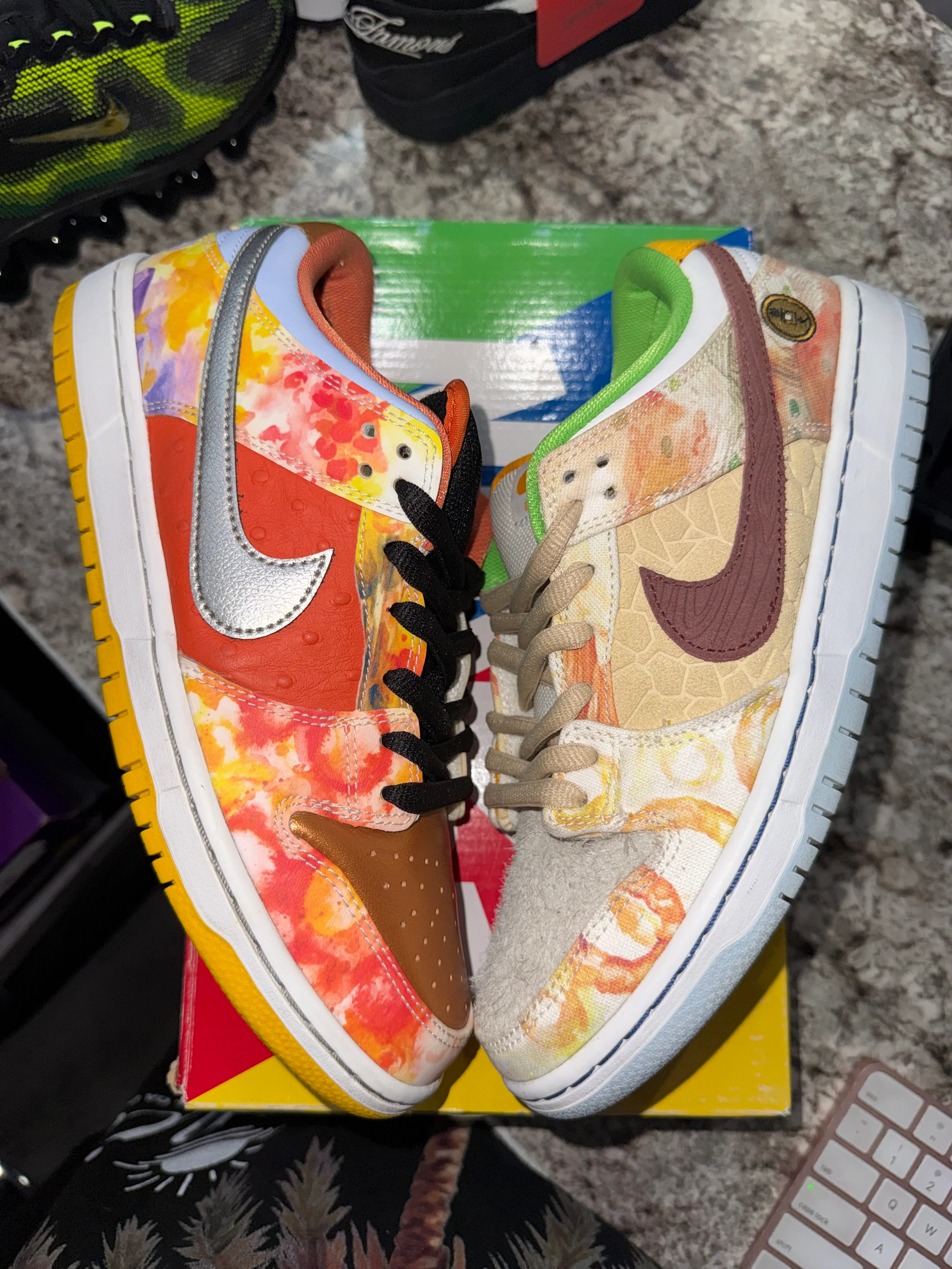 Nike SB Dunk Low Street Hawker (2021) - Image 2