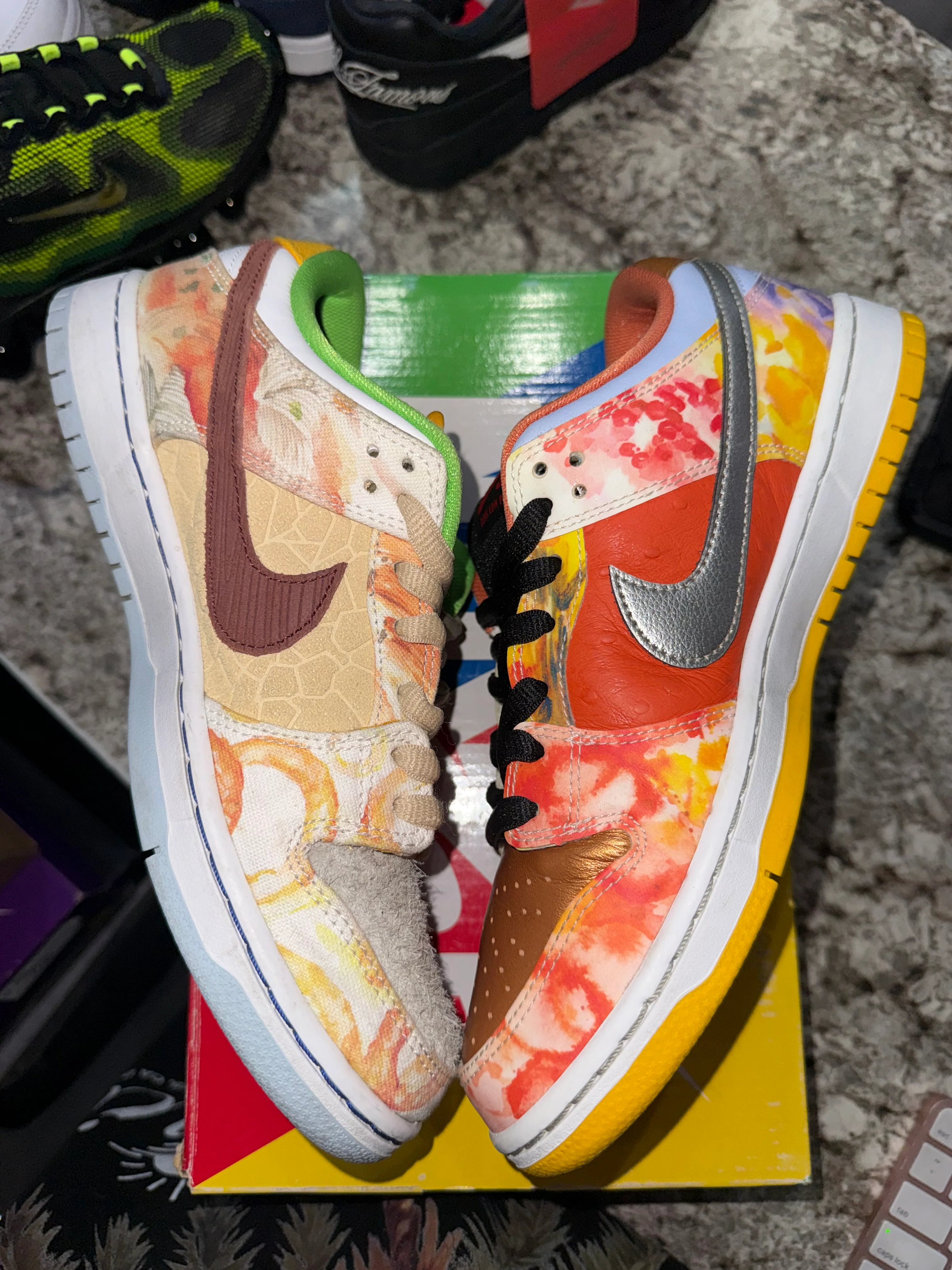 Nike SB Dunk Low Street Hawker (2021) - Image 3