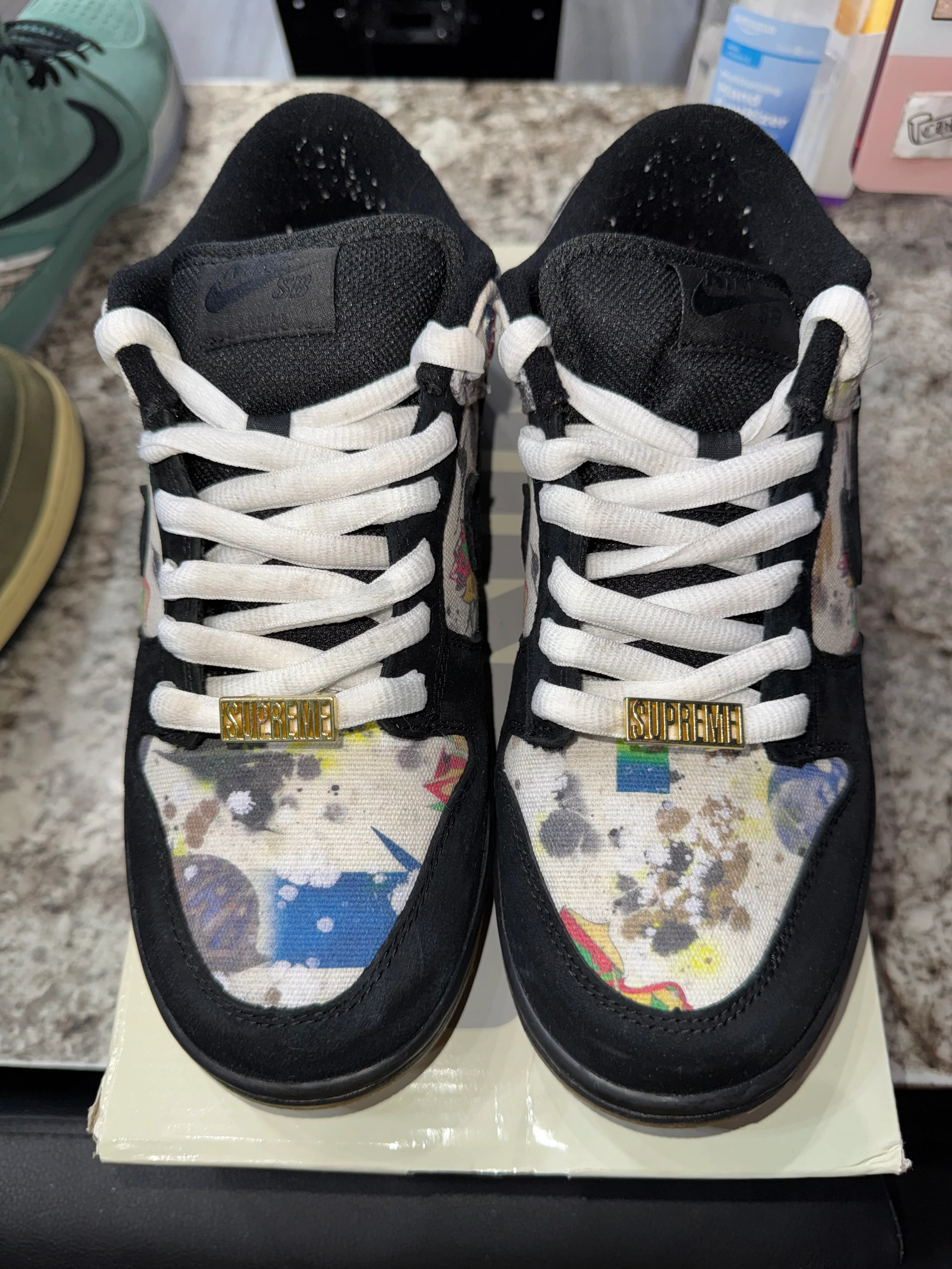 Nike SB Dunk Low Supreme Rammellzee - Image 3