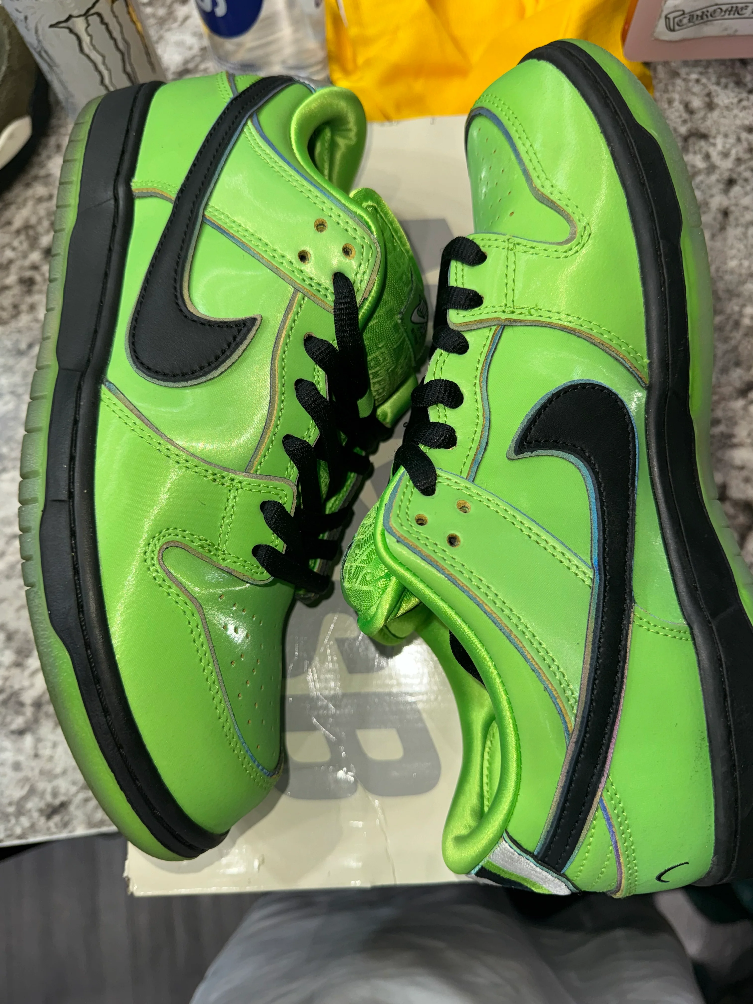 Nike SB Dunk Low The Powerpuff Girls Buttercup - Image 3