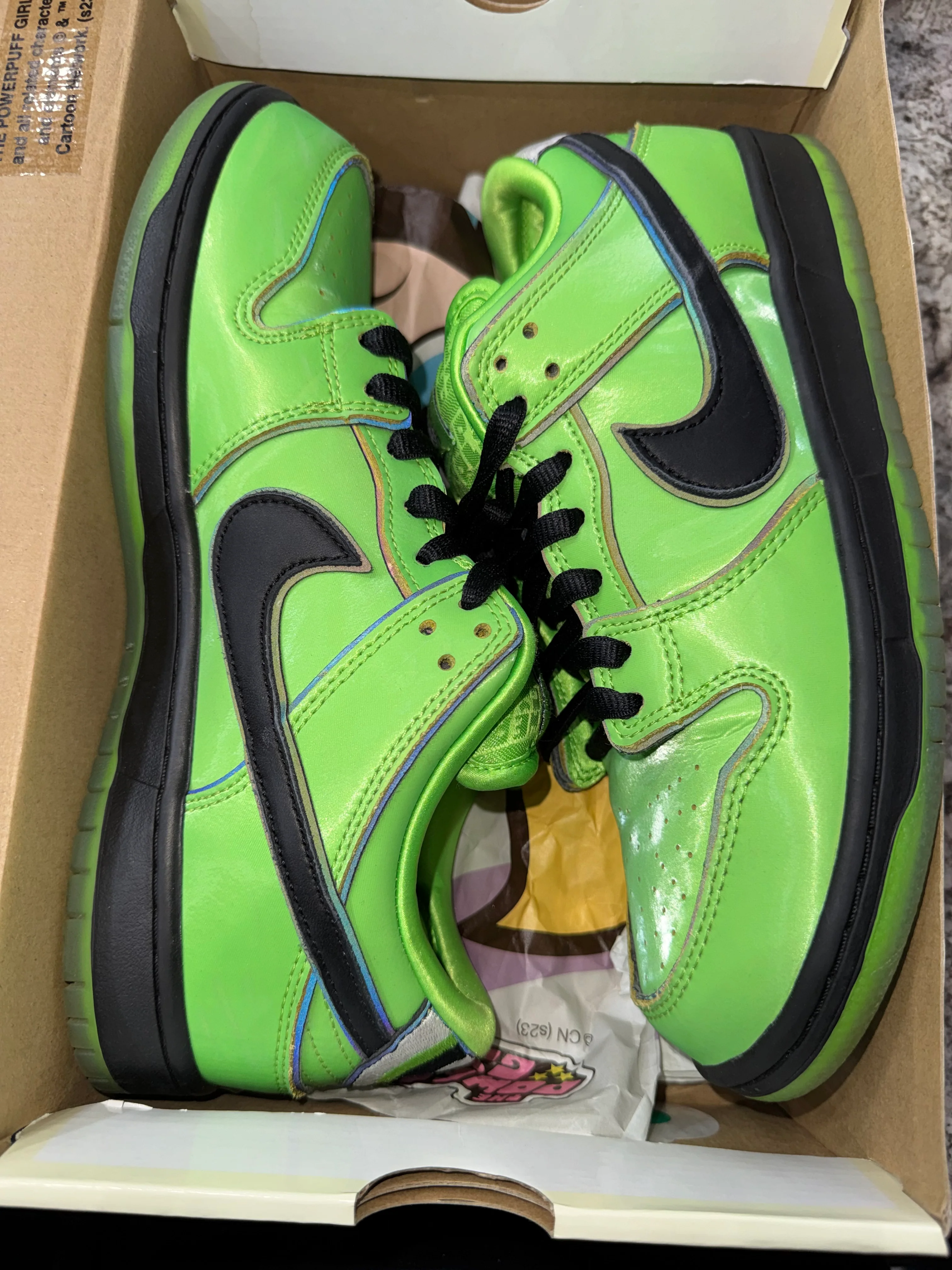 Nike SB Dunk Low The Powerpuff Girls Buttercup - Image 2