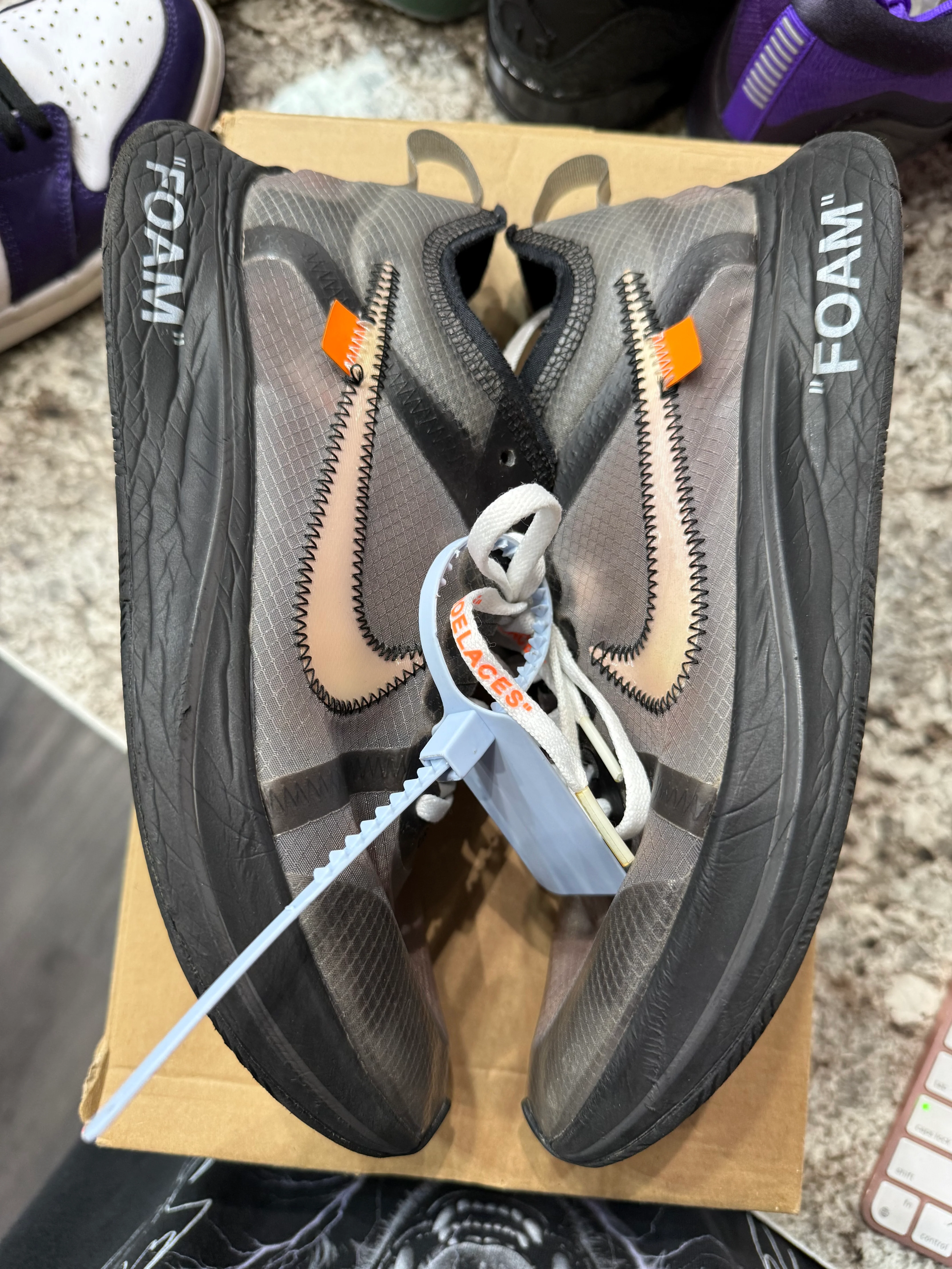 Nike Zoom Fly Off-White Black Silver - Image 3