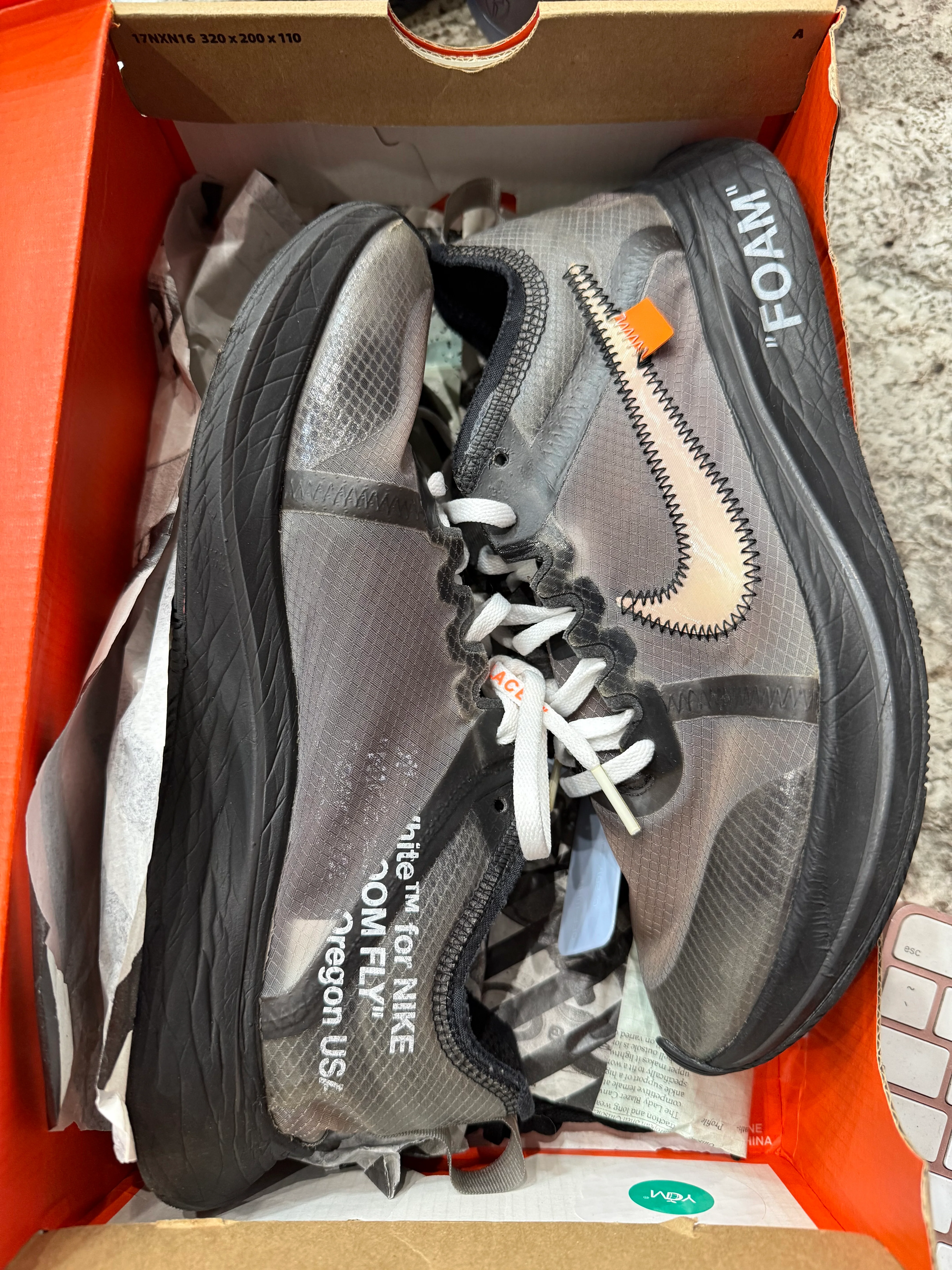 Nike Zoom Fly Off-White Black Silver - Image 6
