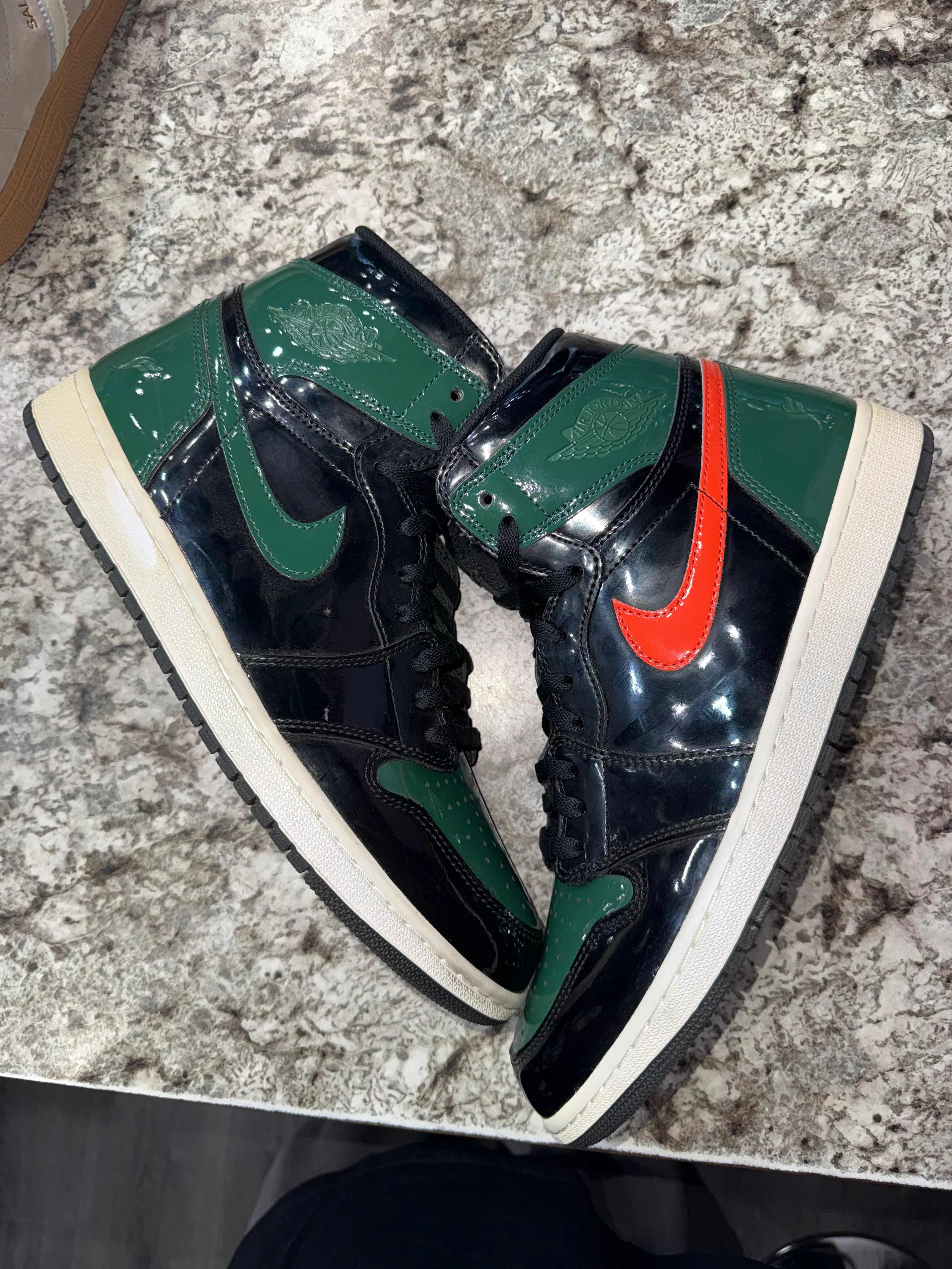 SoleFly x Air Jordan 1 Retro High OG 'Art Basel' Friends & Family - Image 3